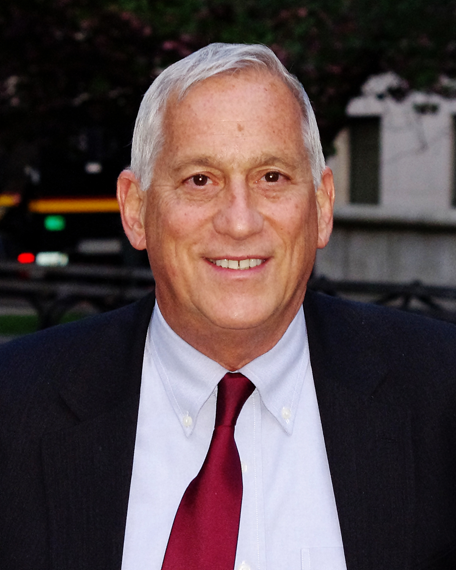 walter_isaacson_vf_2012_shankbone.jpg